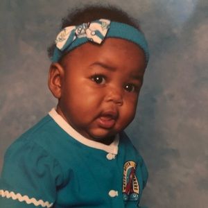 Meet your Posher, Ebony